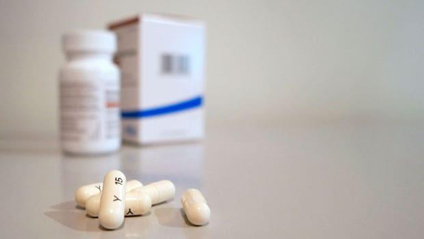 Medicamentos deberán ser rotulados para personas ciegas o con baja visión