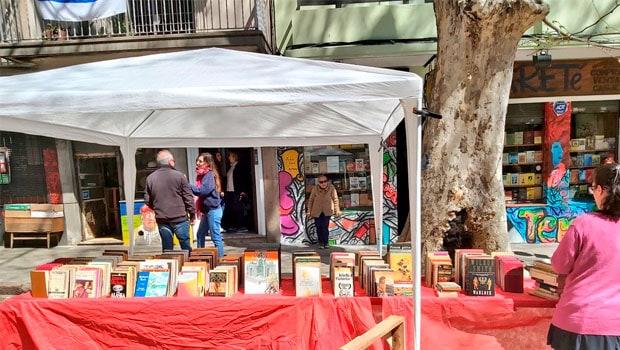 InterCambio transmitió desde el Paseo Tristán Narvaja y allí dialogó con sus organizadores