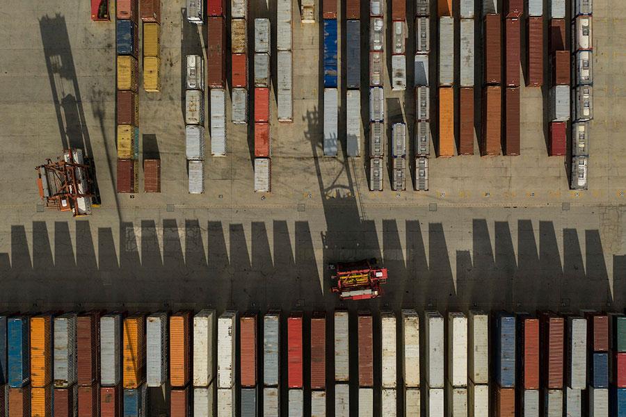 En ANP aseguran que escáneres estarán listos próximamente, pero sindicato de Aduanas dice que en 2021 se lo pidieron a Lacalle Pou