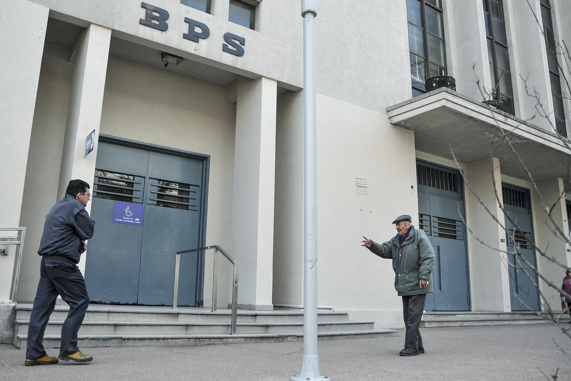 Más de 58.000 expedientes en el BPS tienen atrasos superiores a 200 días