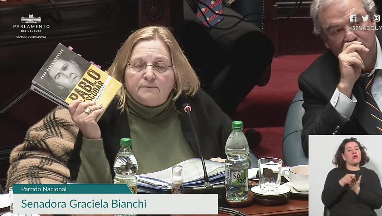 Graciela Bianchi brindó nueva información falsa para vincular a Escobar con el presidente de Colombia