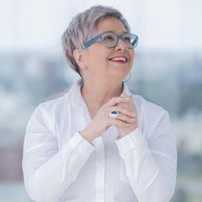 Entrevista a Laura Canoura