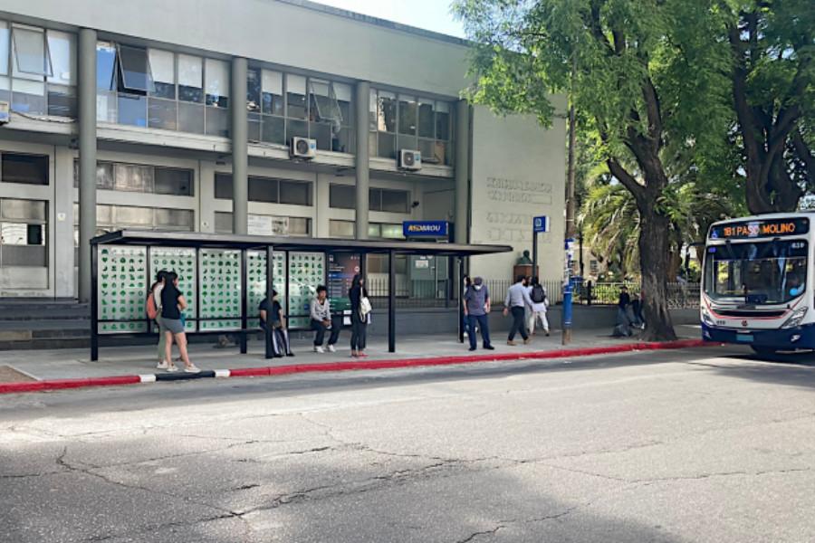 Parada del Hospital Pereira Rossell. Foto: Intendencia de Montevideo.