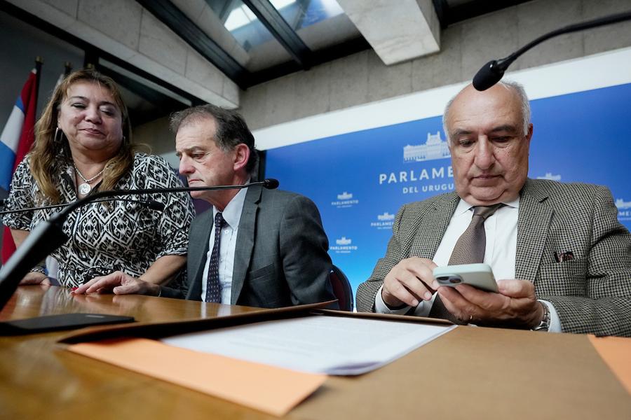 Surge grupo cristiano dentro de Cabildo y Domenech conducirá espacio propio