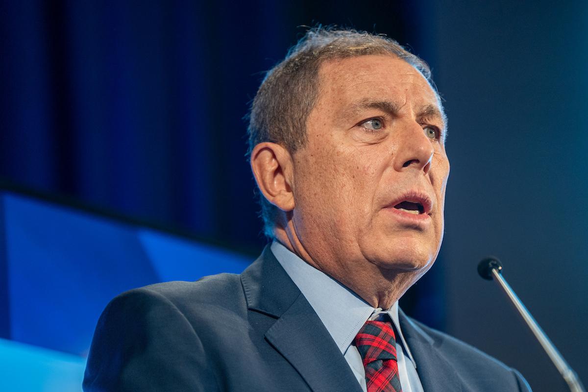 Oddone recibe a intendentes del litoral para explicar rebaja del Imesi en compra de combustibles