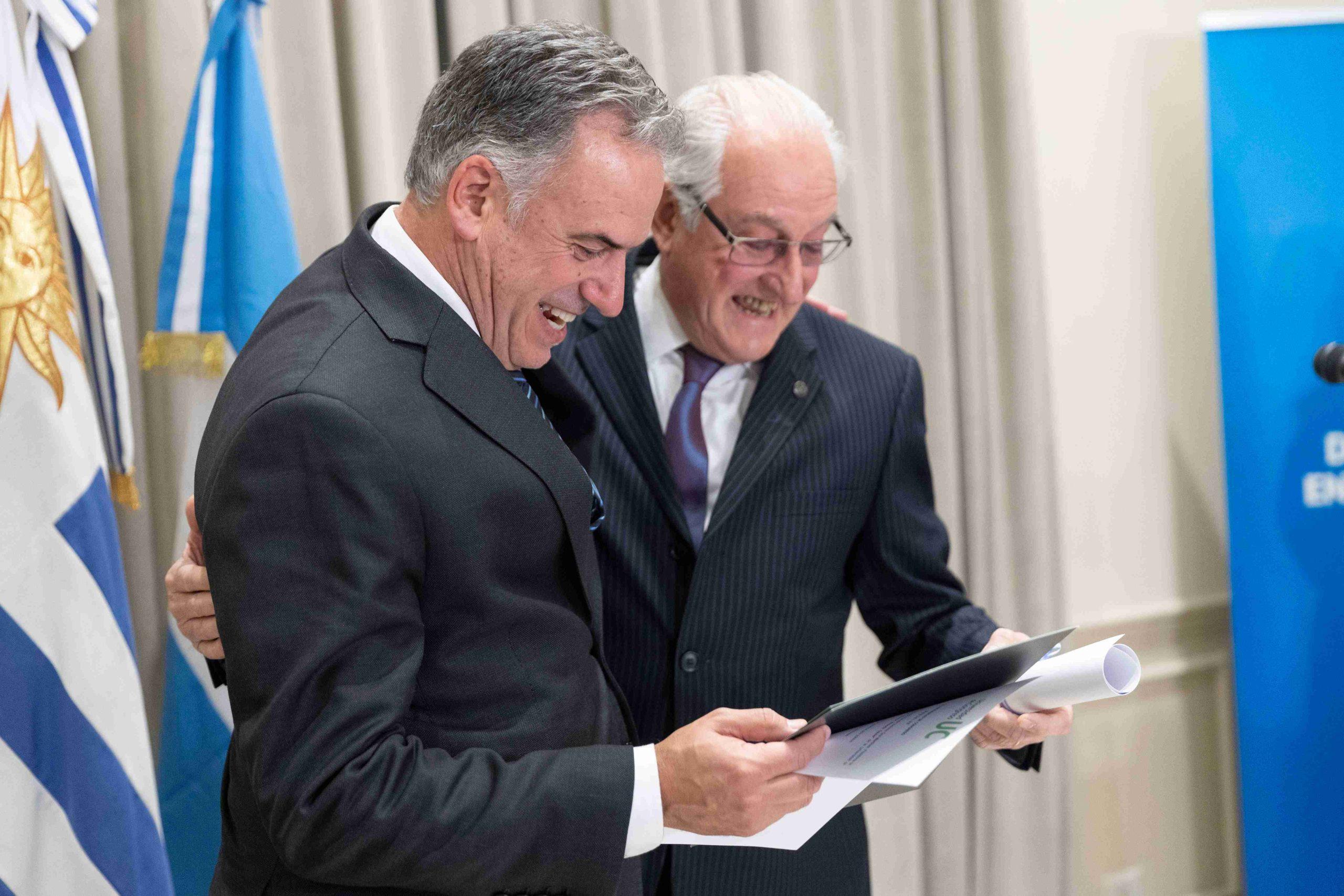 "La clave en la política es el acuerdo, tiene que ser la norma”, manifestó Orsi desde Buenos Aires