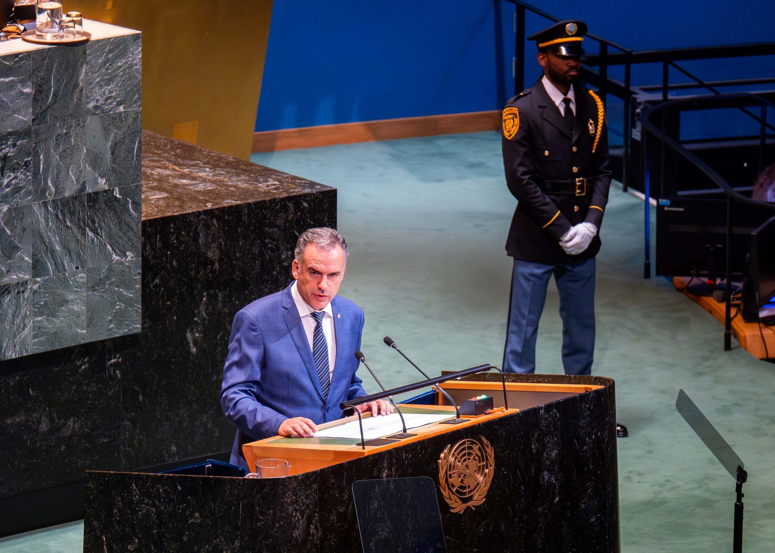 El Chamán de discurso en discurso