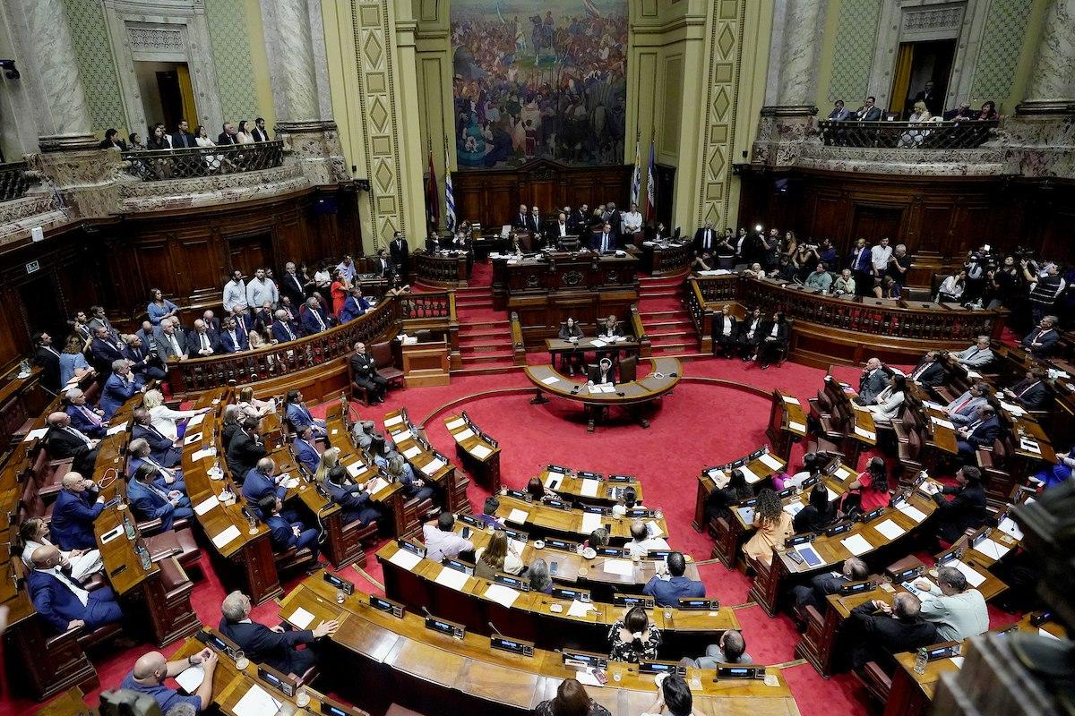 Senado tratará este miércoles el proyecto de ley antilavado tras su aprobación en comisión