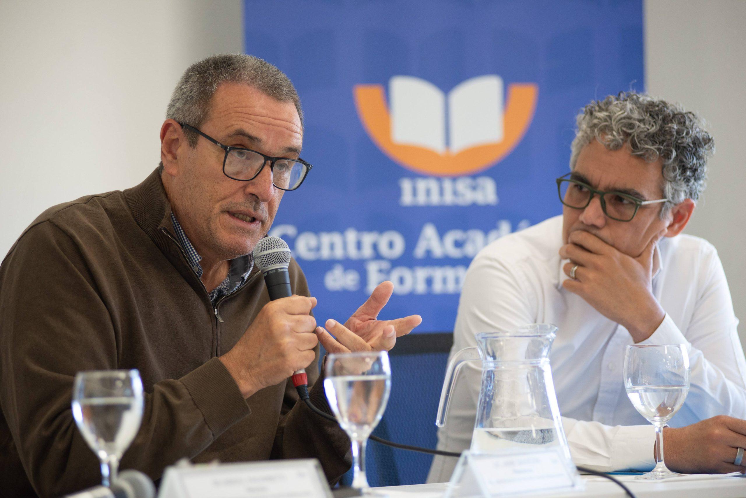 El presidente de Inisa, Jaime Saavedra, y el representante de Unicef Uruguay, Francisco Benavides. Foto: Presidencia de la República.