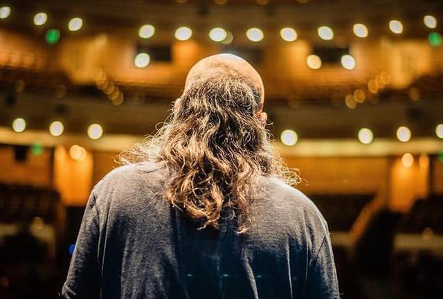 Tabaré Rivero entrevista