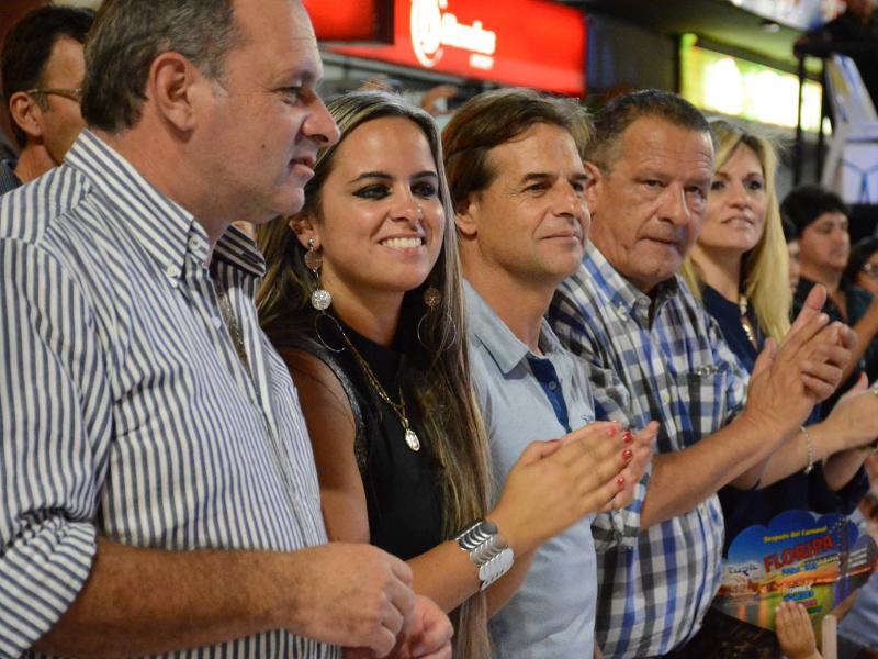 Álvaro Delgado, Valentina dos Santos, Luis Lacalle Pou y Pablo Caram. Foto: Página principal de la Intendencia de Artigas.