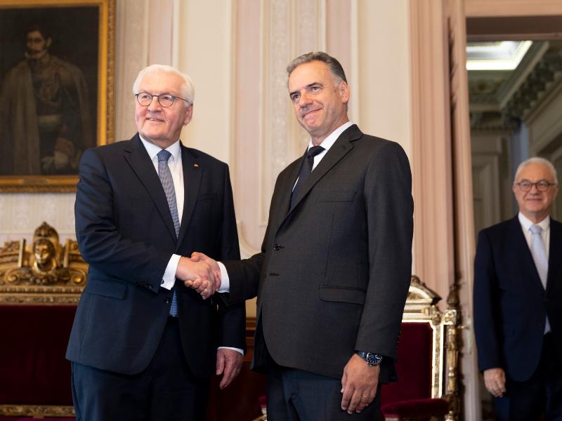 Frank-Walter Steinmeier y Yamandú Orsi en el Edificio Artigas. Foto: Presidencia de Uruguay.