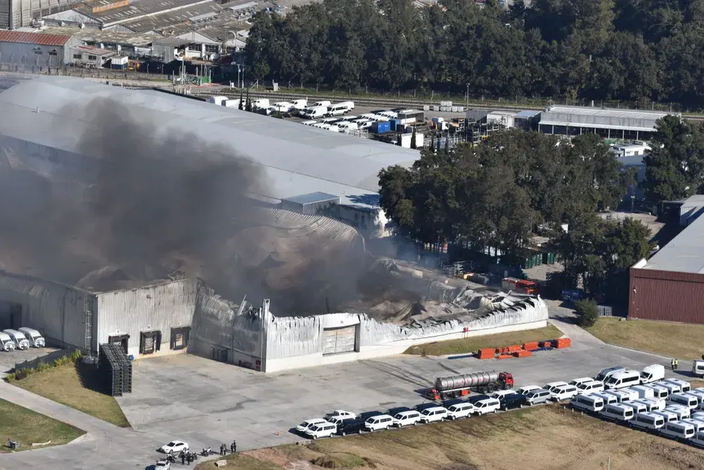 Cosse sobre incendio de la planta automotriz Nordex: "Un golpe enorme para la industria nacional"