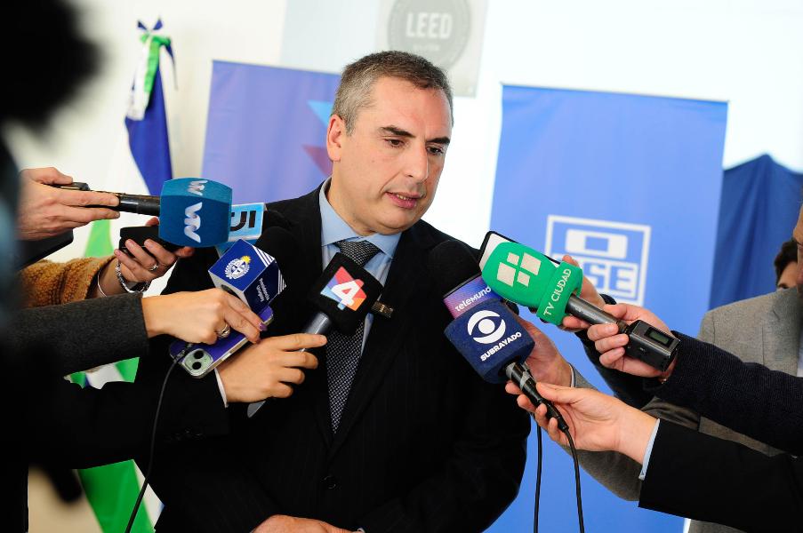 Presidente de OSE, Pablo Ferreri, en conferencia de prensa. Foto: Presidencia.
