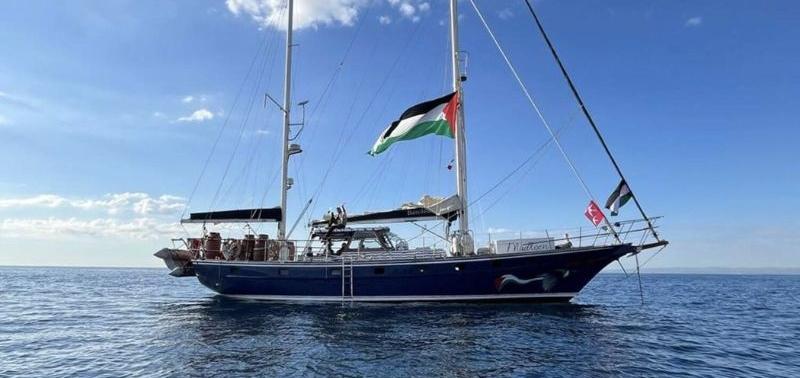 Tres barcos de la flotilla solidaria Global Sumud continúan hacia Gaza