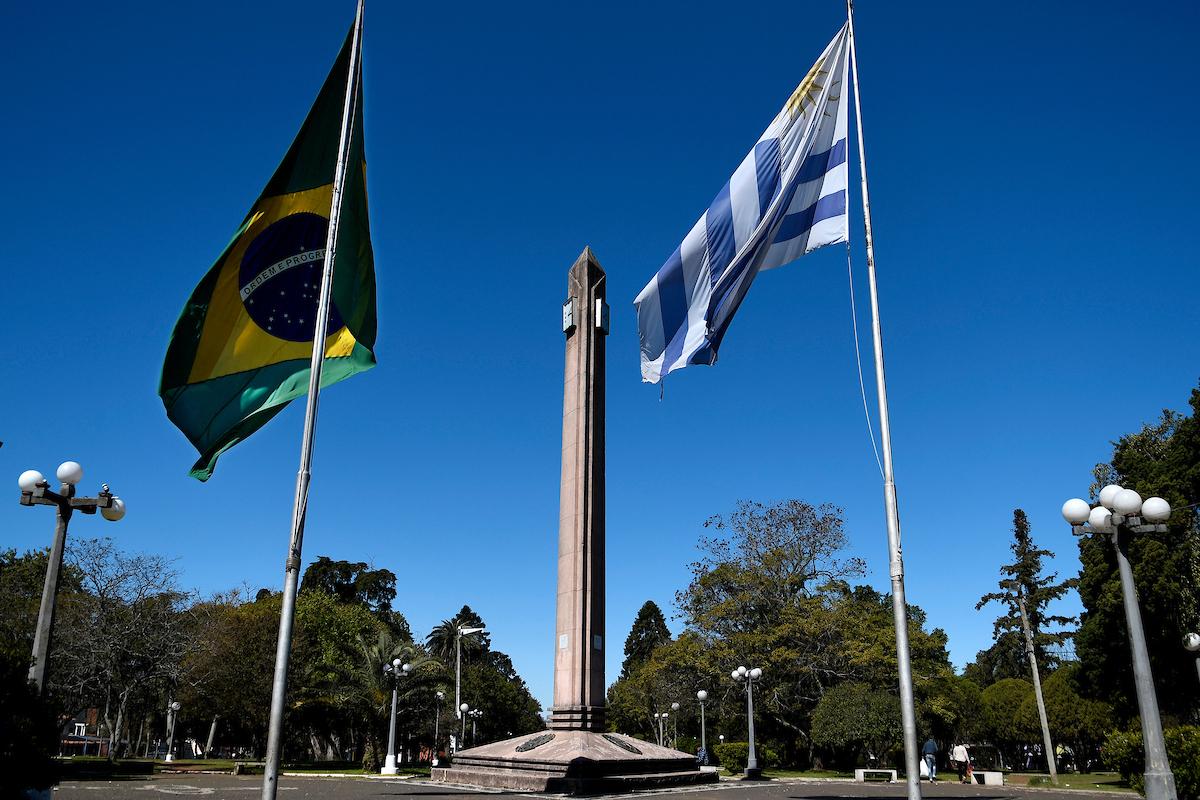 Plaza internacional en la ciudad de Rivera. Foto: Javier Calvelo/ adhocFOTOS