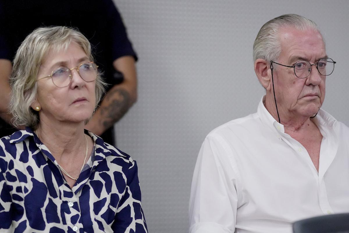 Ana Iewdiukow y Pablo Carrasco durante la audiencia por el caso Conexión Ganadera. Foto: Javier Calvelo / adhocFOTOS
